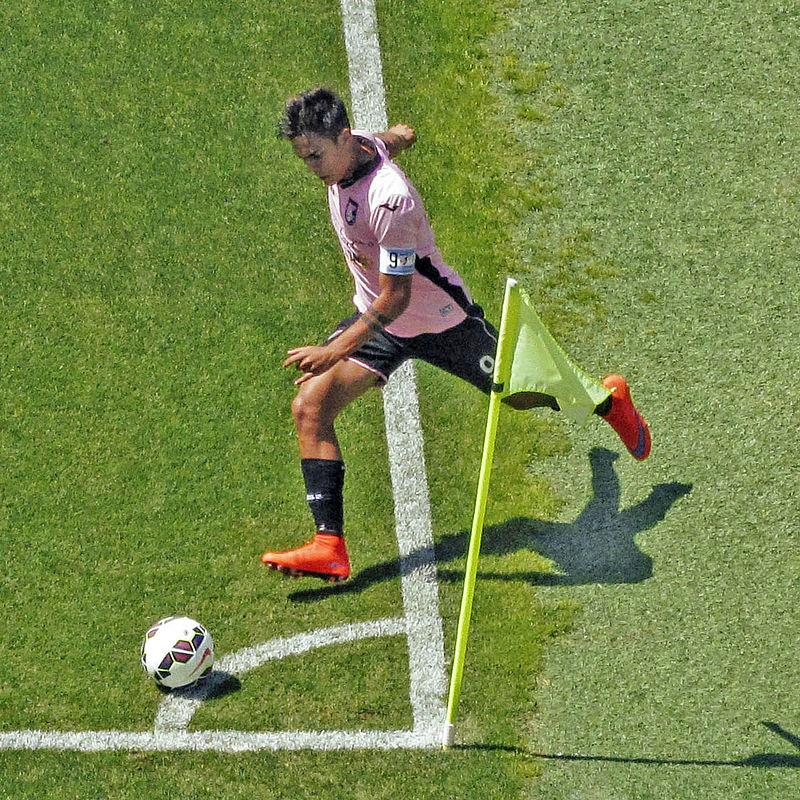 Kick it in - Paulo Dybala, la Juve di Andrea Agnelli e lo sport kafkiano